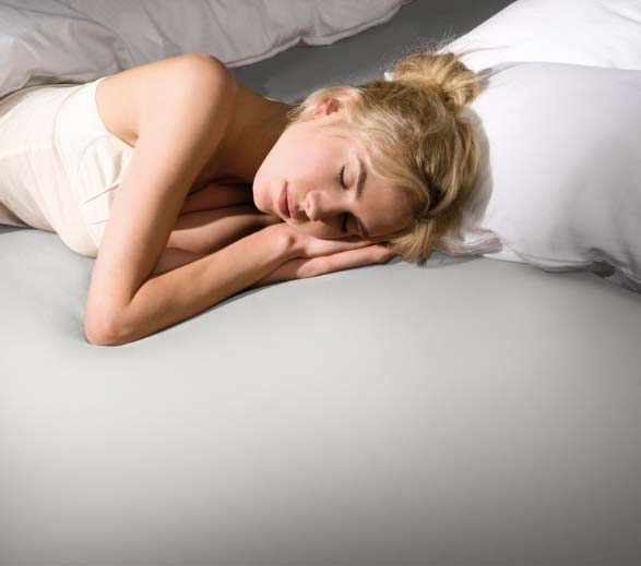 Простынь на резинке BELLA DONNA JERSEY white